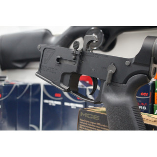 17 Design AR15/M16 Lower with Magpul Furniture 